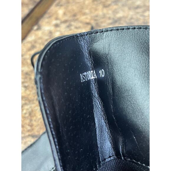 Azalea Wang Astoria Lace Up Stiletto Bootie 10 Black Faux Leather Goth Witchy - Picture 9 of 11